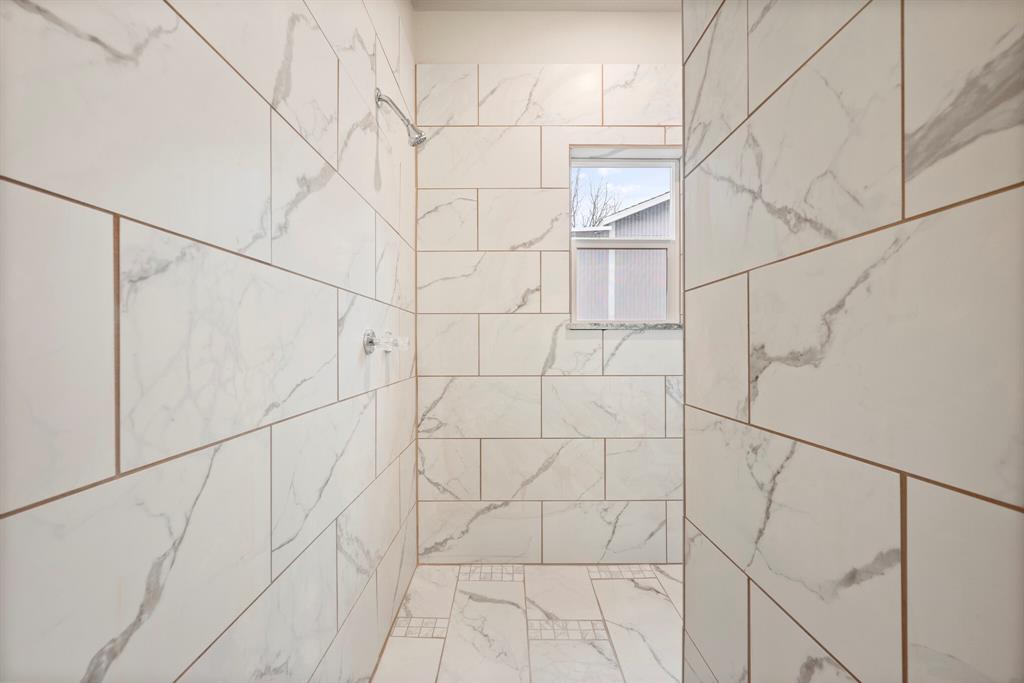 Burleson Condo: 2877 Conveyor Drive