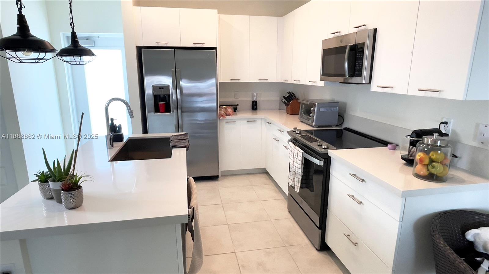 Doral Condo: 8363 Northwest 41st Street