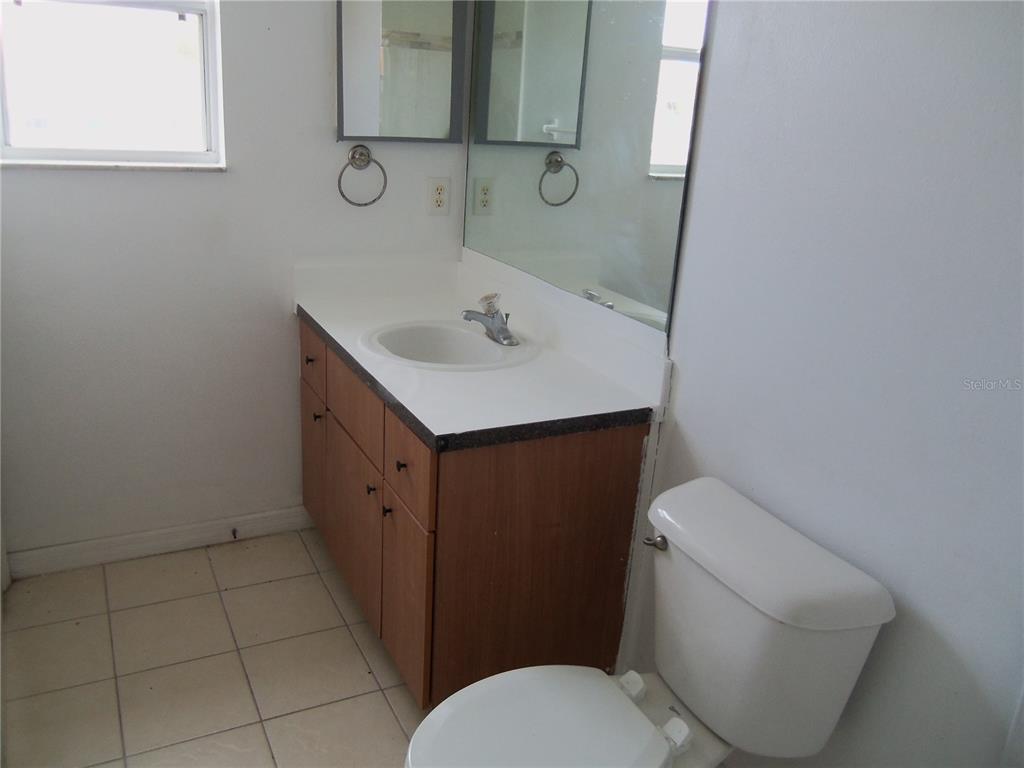 Kissimmee Condo: 1197 South Beach Circle