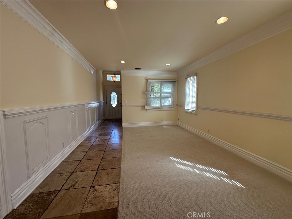 Ontario Condo: 928 South Bon View Avenue