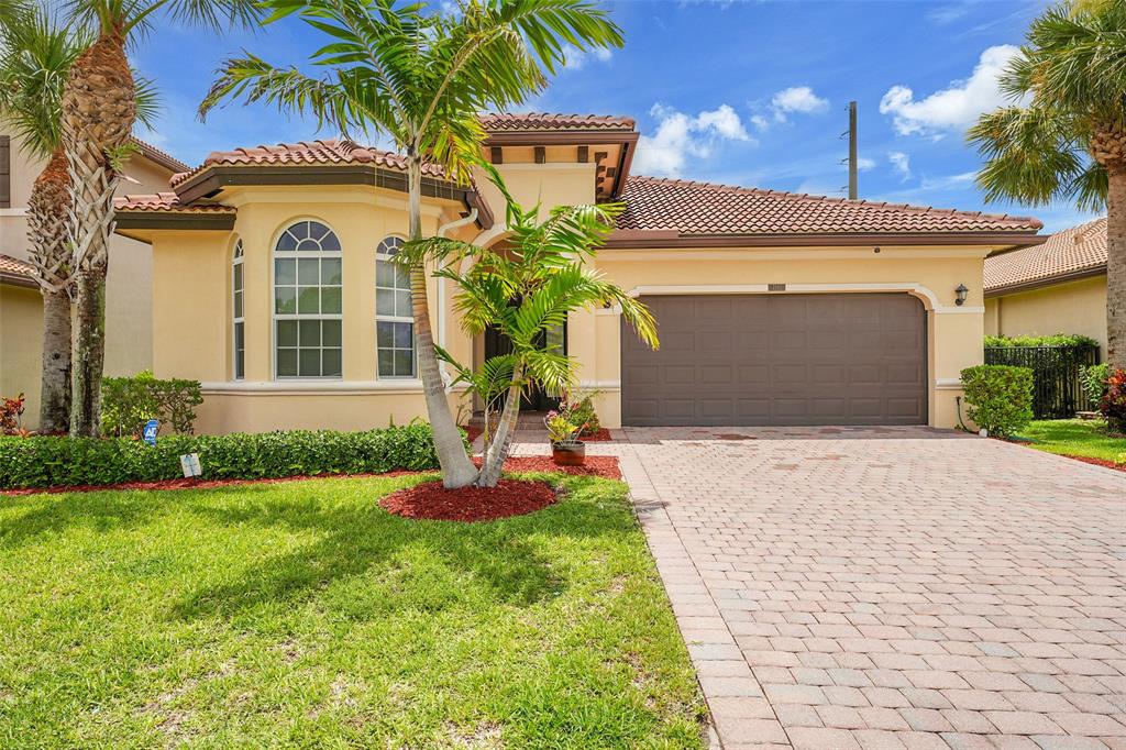Lake Worth Condo: 7162 Prudencia Drive