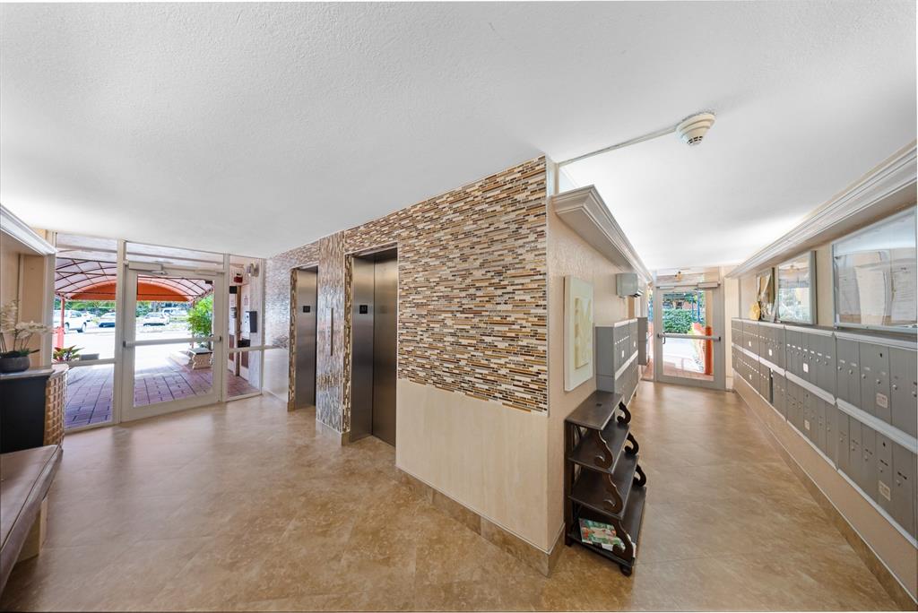 Pompano Beach Condo: 1391 South Ocean Boulevard