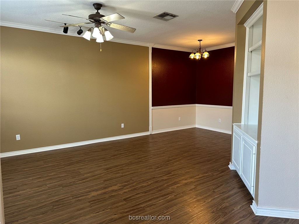 College Station Condo: 219 Fraternity Row