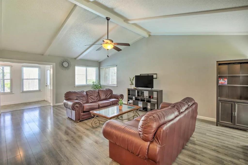 Garland Condo: 3506 Brook Glen Drive