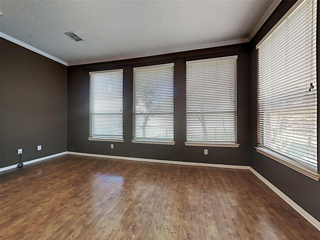 Coppell Condo: 836 Mullrany Drive