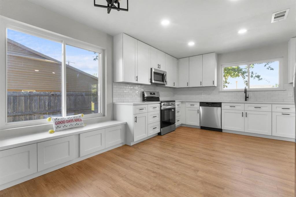 Arlington Condo: 414 Hallmark Drive