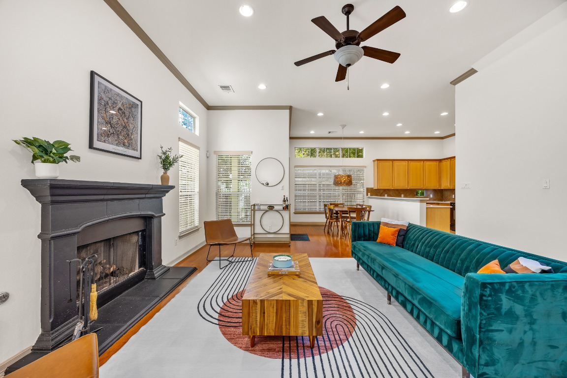 Austin Condo: 6704 Menchaca Road