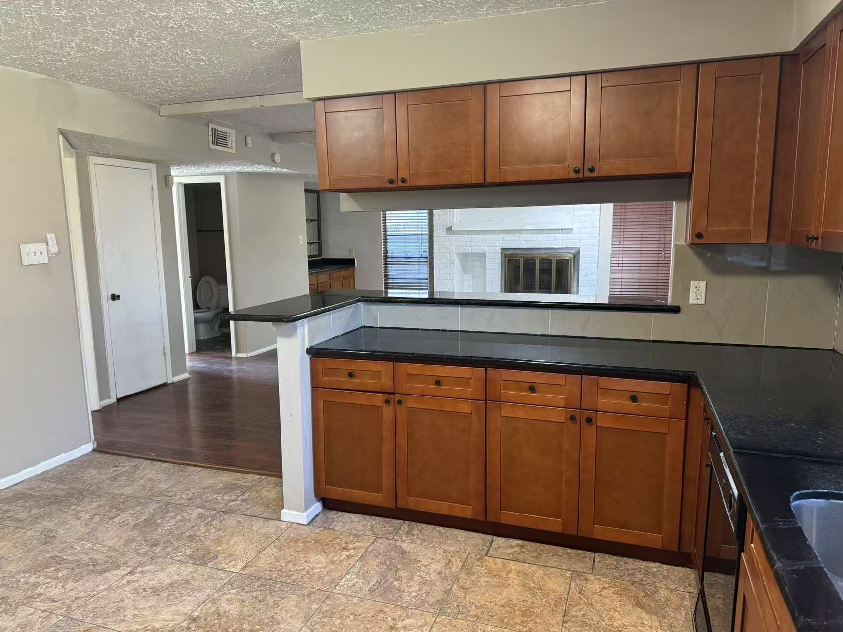 Houston Condo: 15734 Tammany Lane