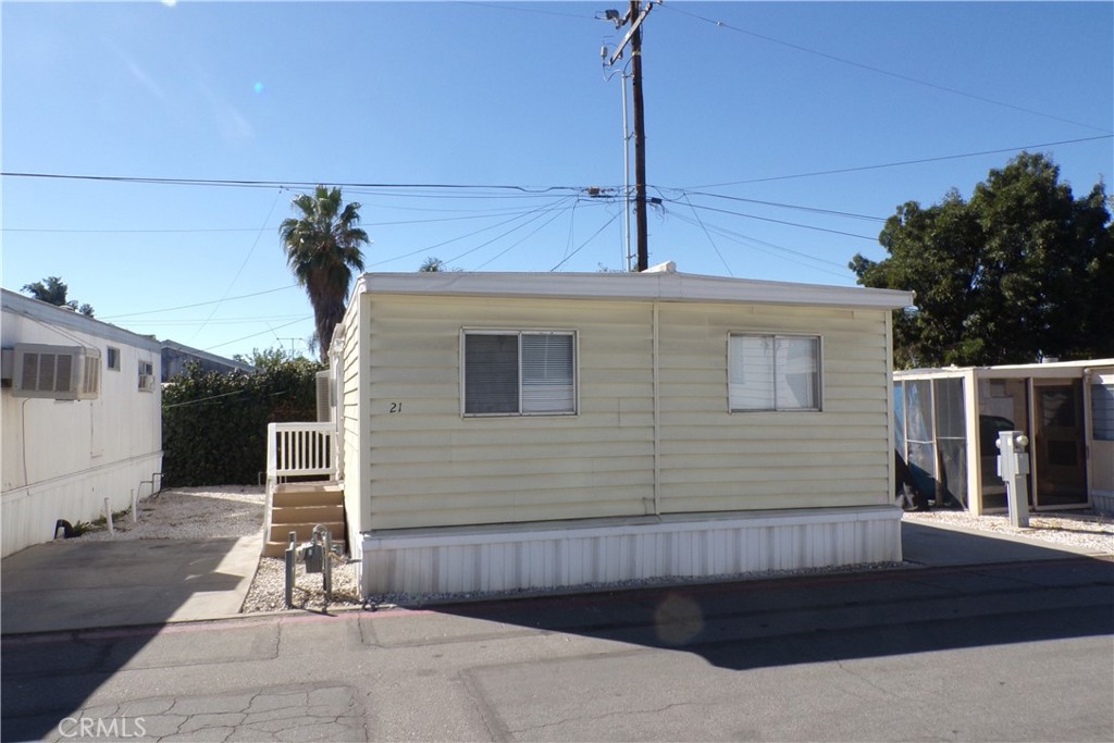 Yucaipa Condo: 12710 3rd Street