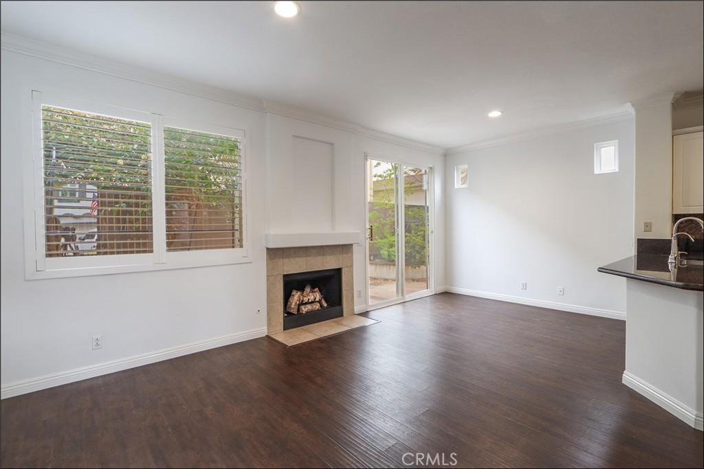 Aliso Viejo Condo: 76 Rue Du Chateau