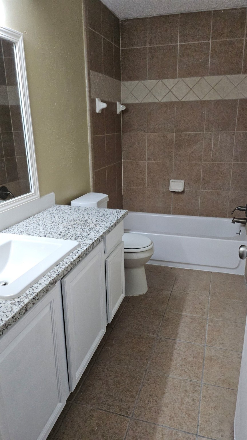 Houston Condo: 12807 Villawood Lane