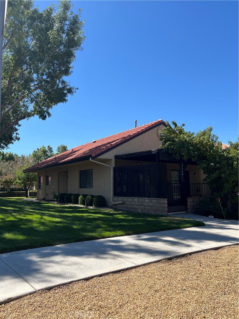 Apple Valley Condo: 19144 Frances Street