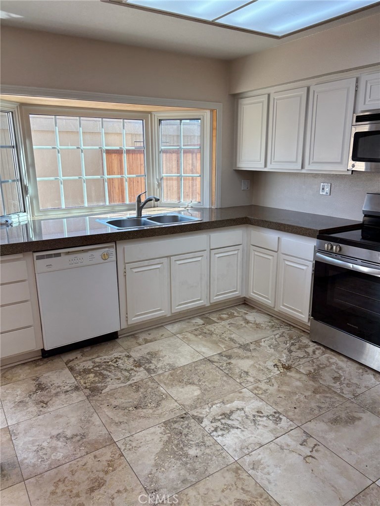 Fountain Valley Condo: 18243 Crater Lake Court