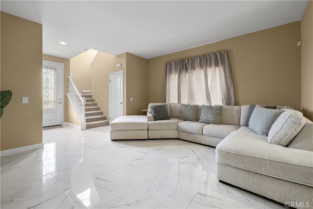 Canyon Country Condo: 17408 Winter Pine Way