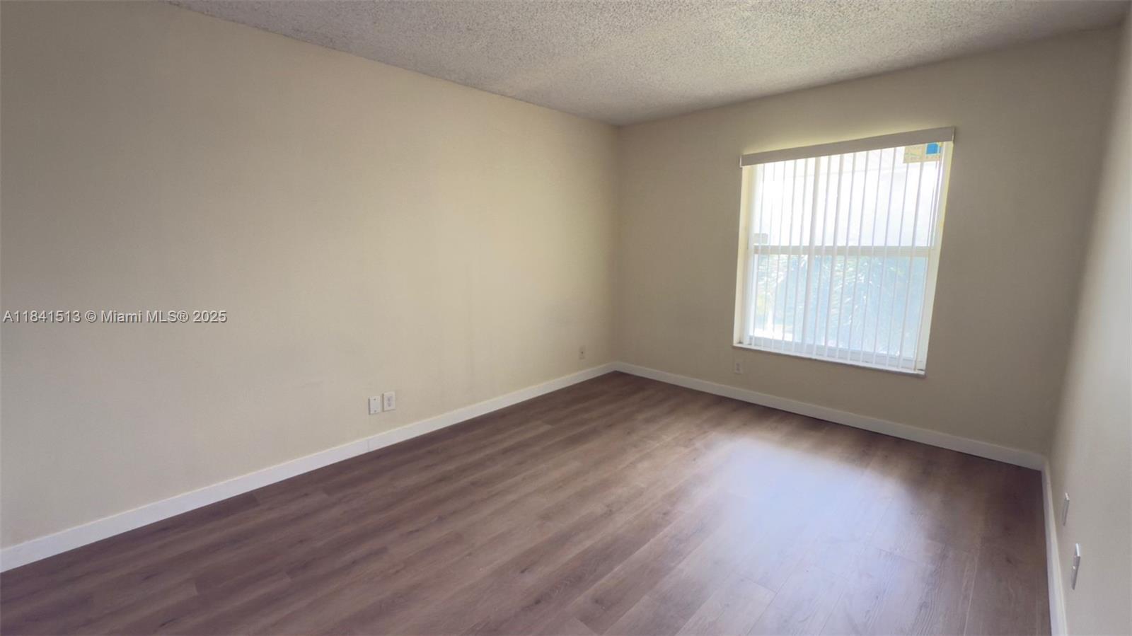 Plantation Condo: 605 South Pine Island Road