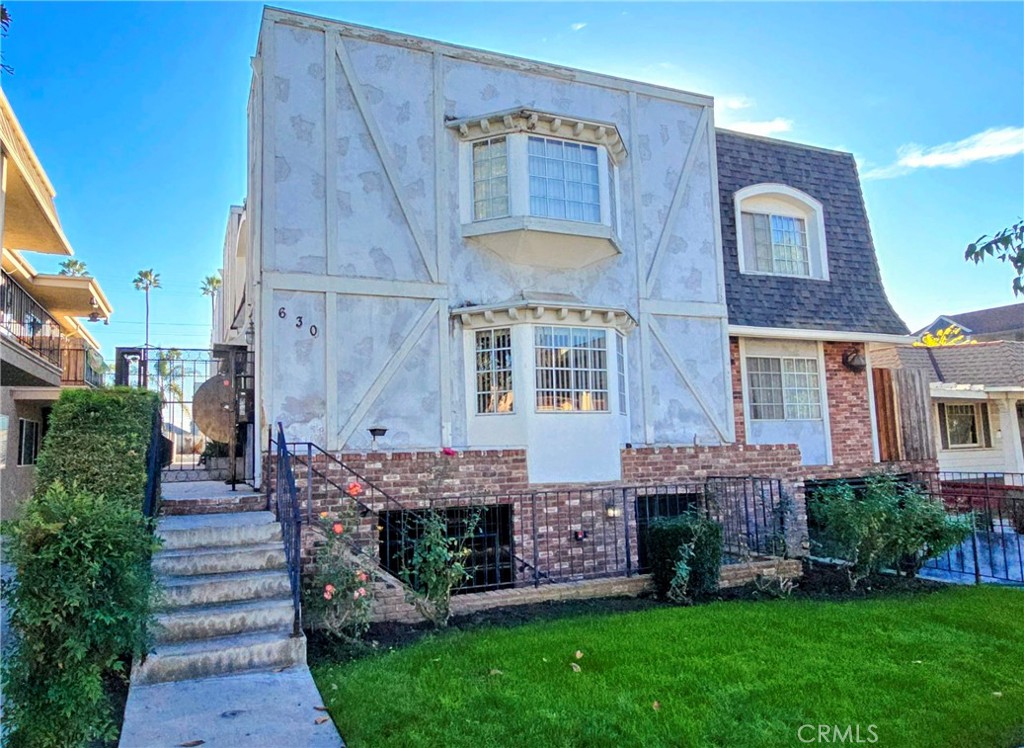 Glendale Condo: 630 West Dryden Street