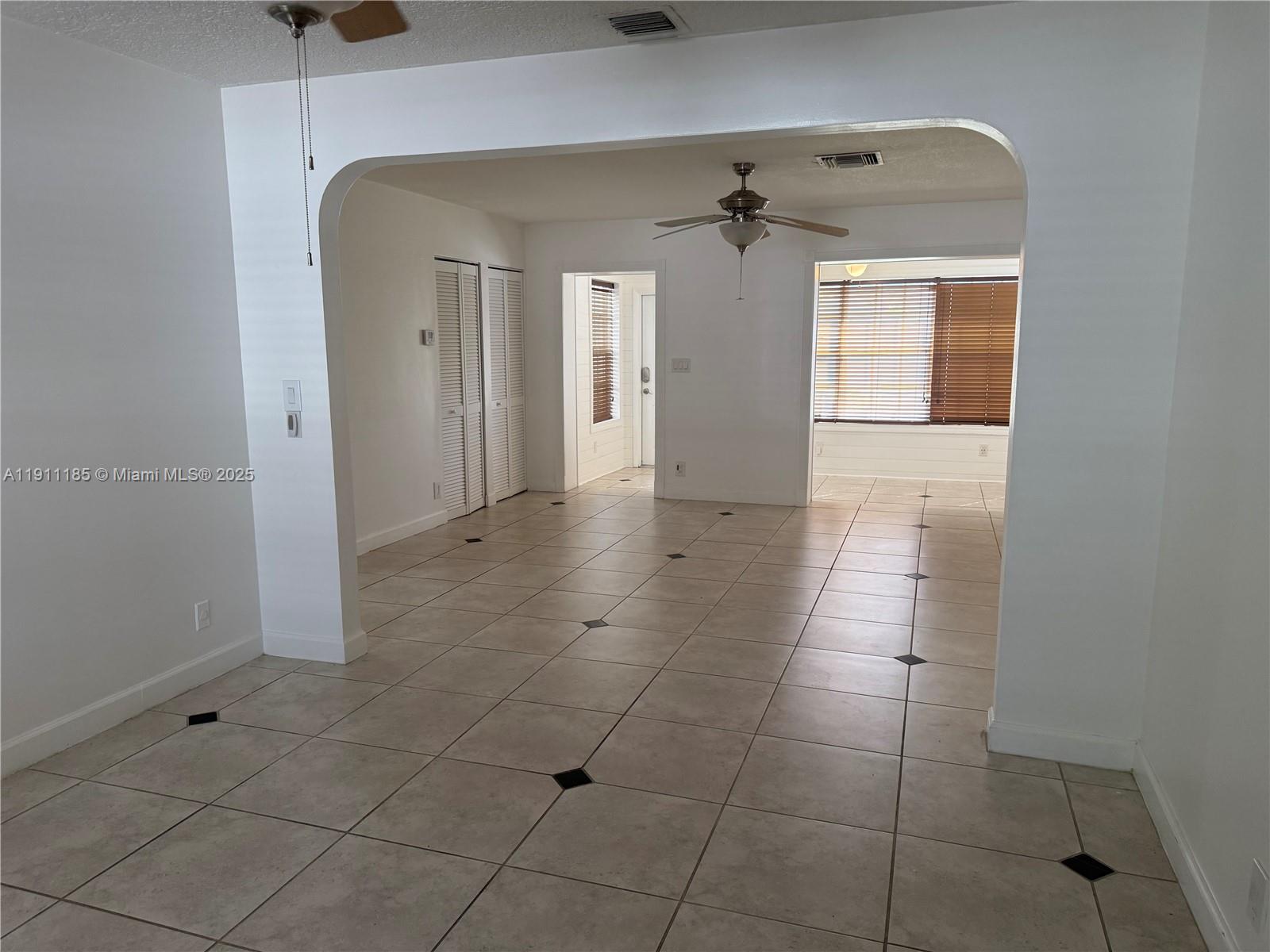 Hollywood Condo: 1847 Wiley Street