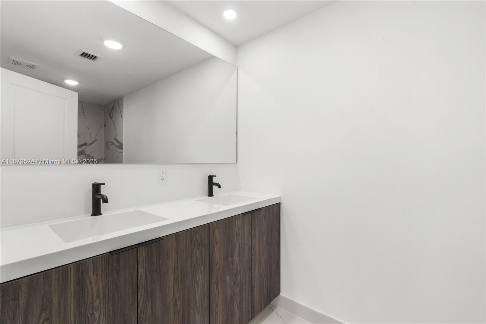 Homestead Condo: 14530 Southwest 261st Terrace