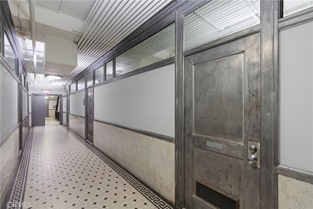 Los Angeles Condo: 108 West 2nd Street