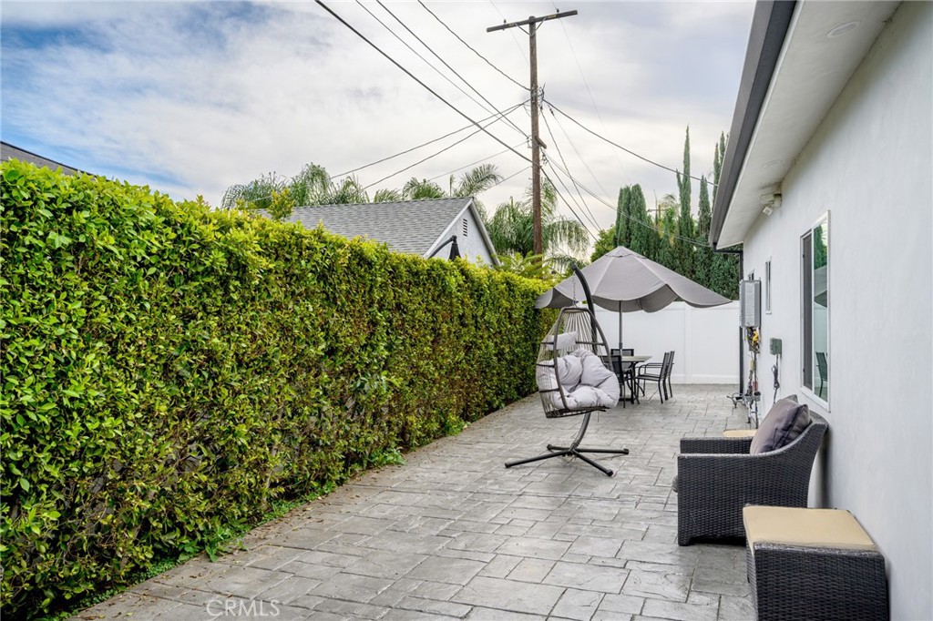 North Hollywood Condo: 13313 Wixom Street