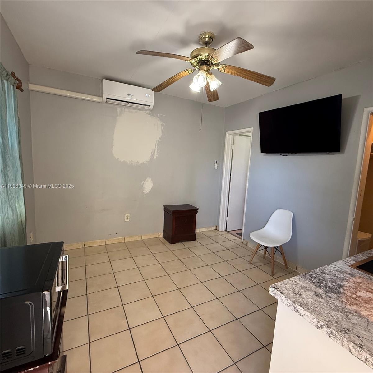 Hialeah Condo: 275 West 16th Street