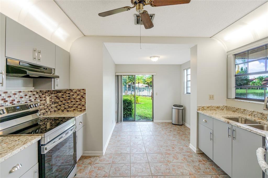 Plantation Condo: 8807 West Sunrise Boulevard