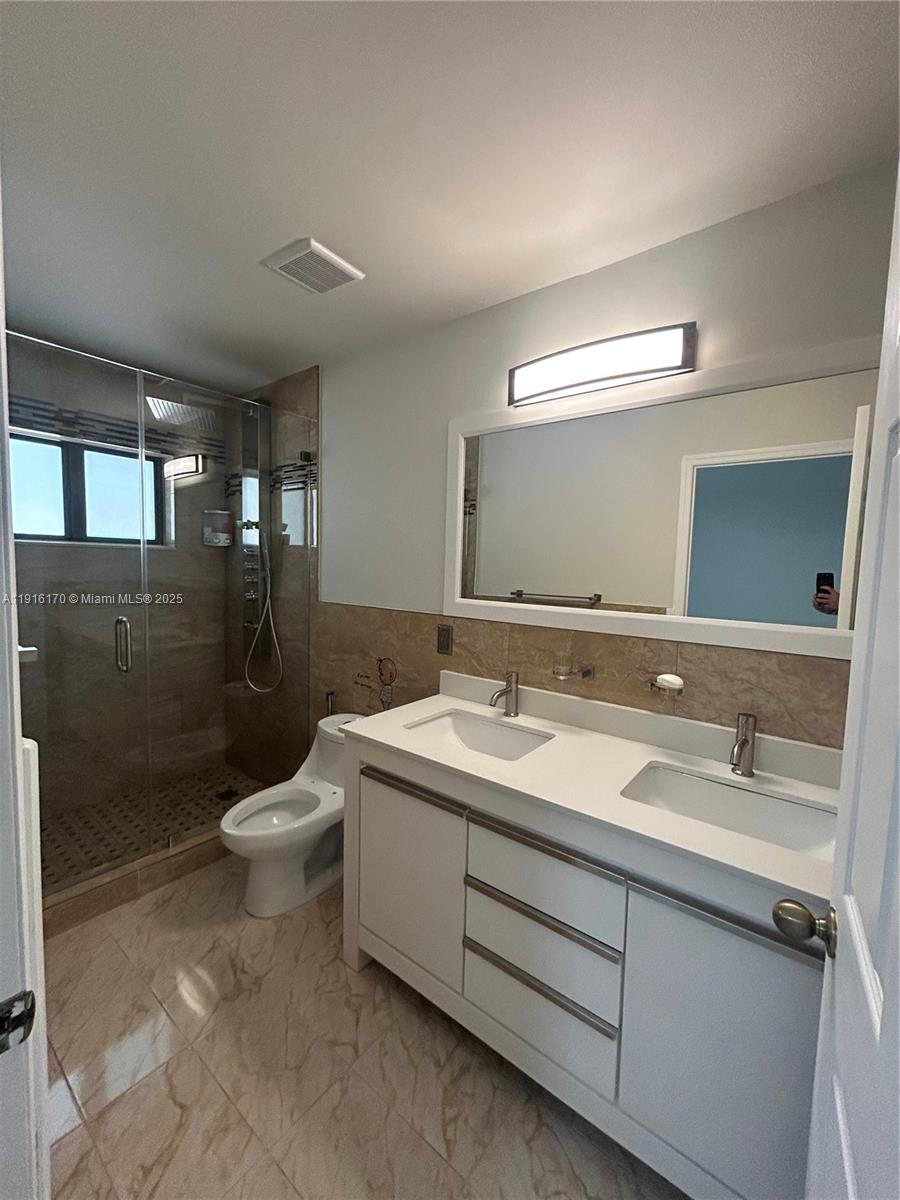 Miami Condo: 9672 Southwest 166th Court
