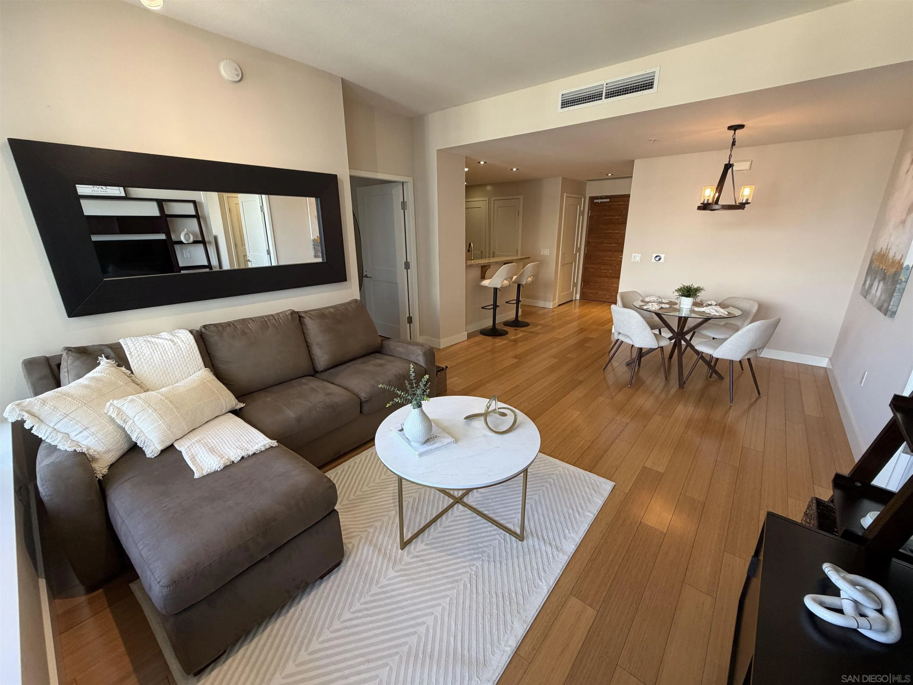 San Diego Condo: 700 West E Street