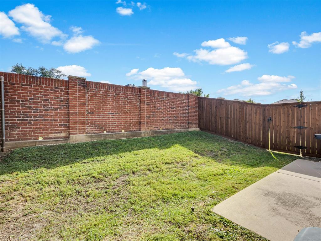 Lewisville Condo: 2700 Club Ridge Drive