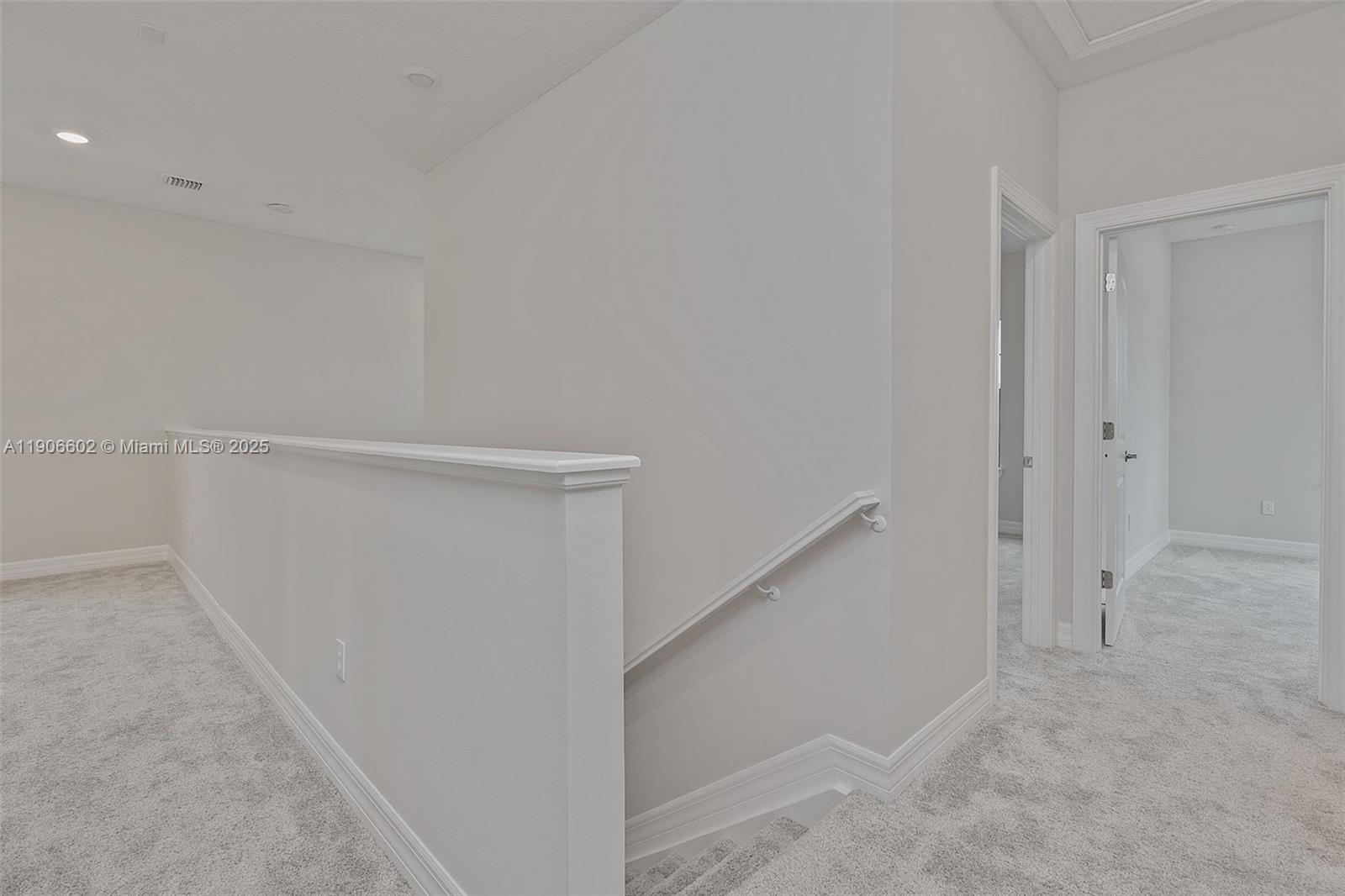 Oakland Park Condo: 4443 Providence Way