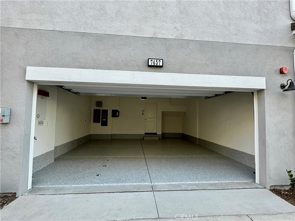 Chino Condo: 7457 Armeria Lane