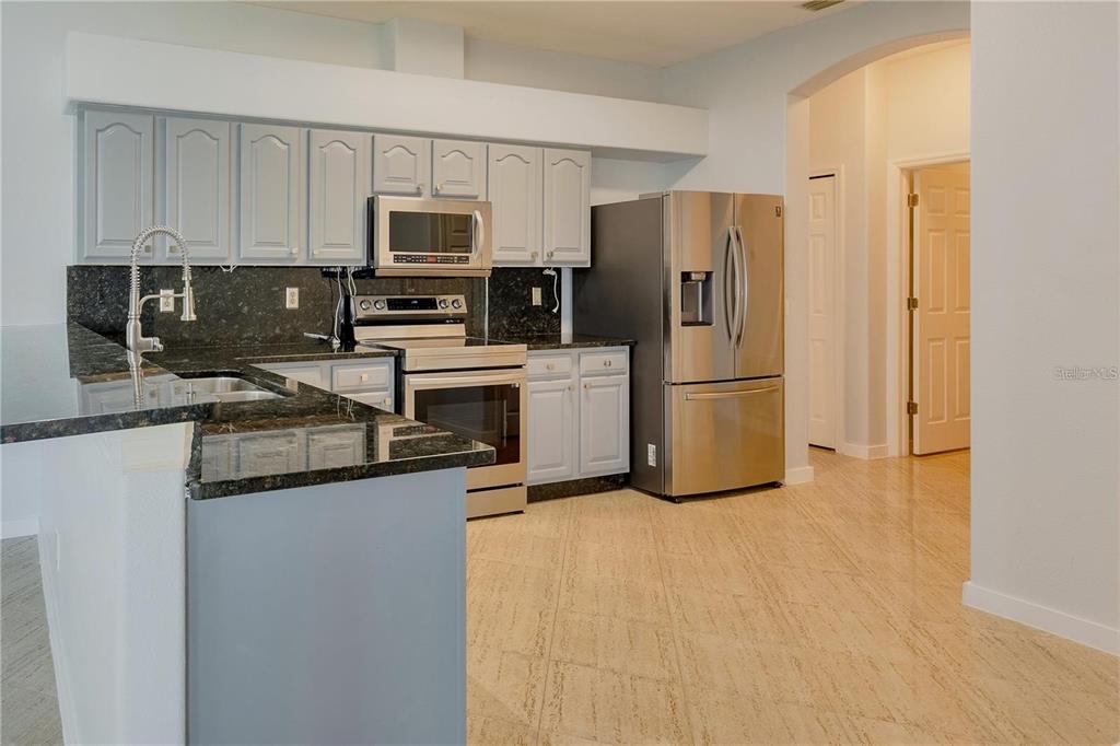 Riverview Condo: 13024 Carlington Lane