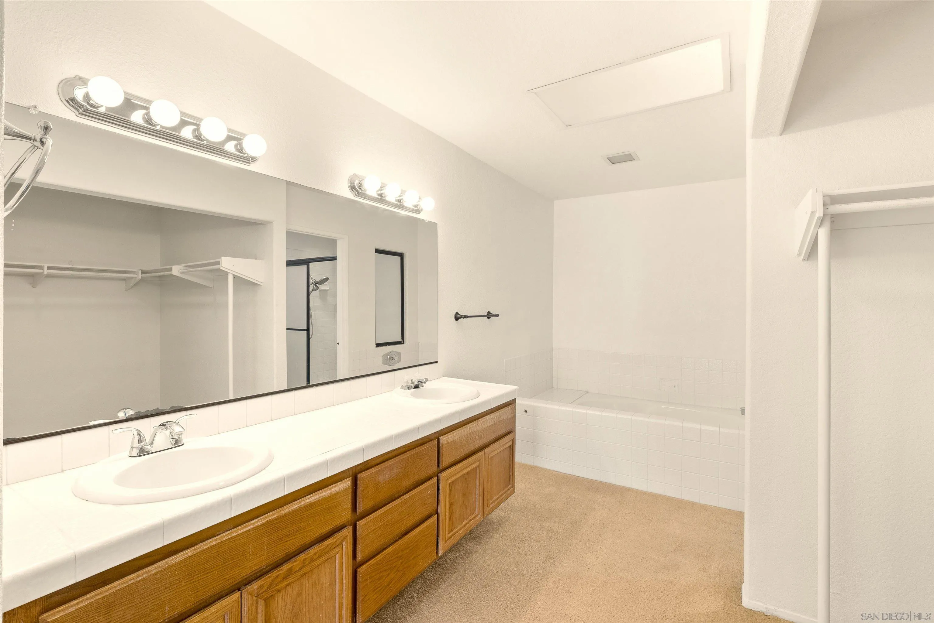 San Diego Condo: 15928 Caminito Aire Puro