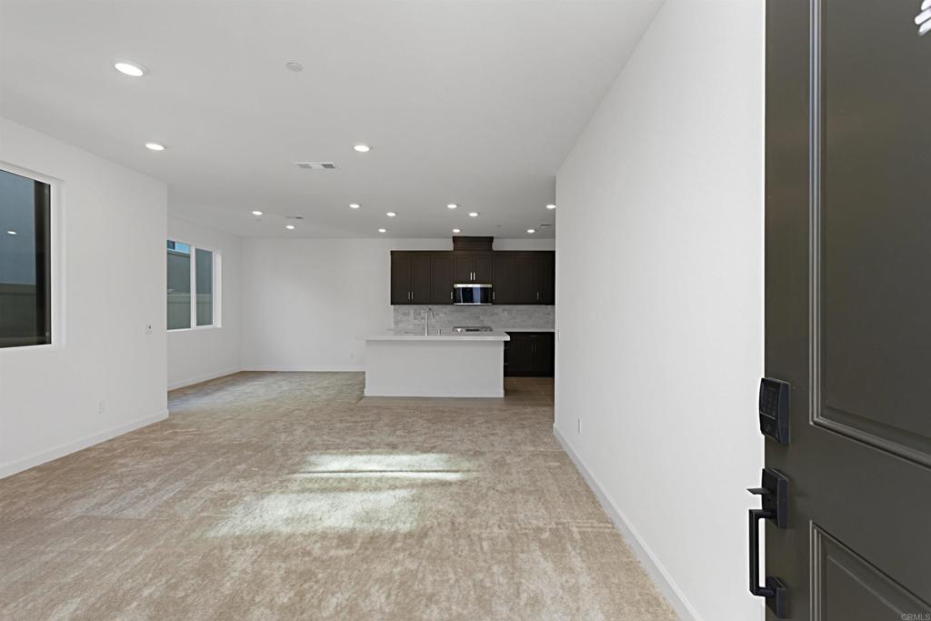 San Diego Condo: 12235 Halle Way