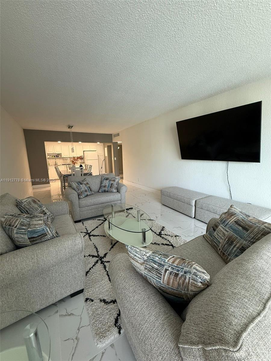 Sunny Isles Beach Condo: 19380 Collins Avenue
