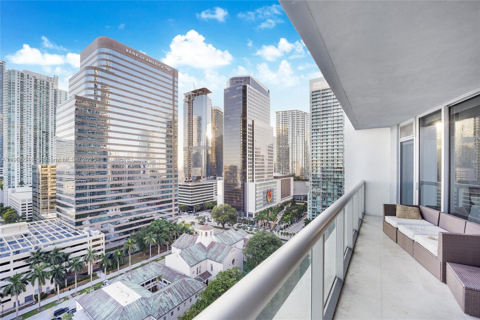 Miami Condo: Icon Brickell