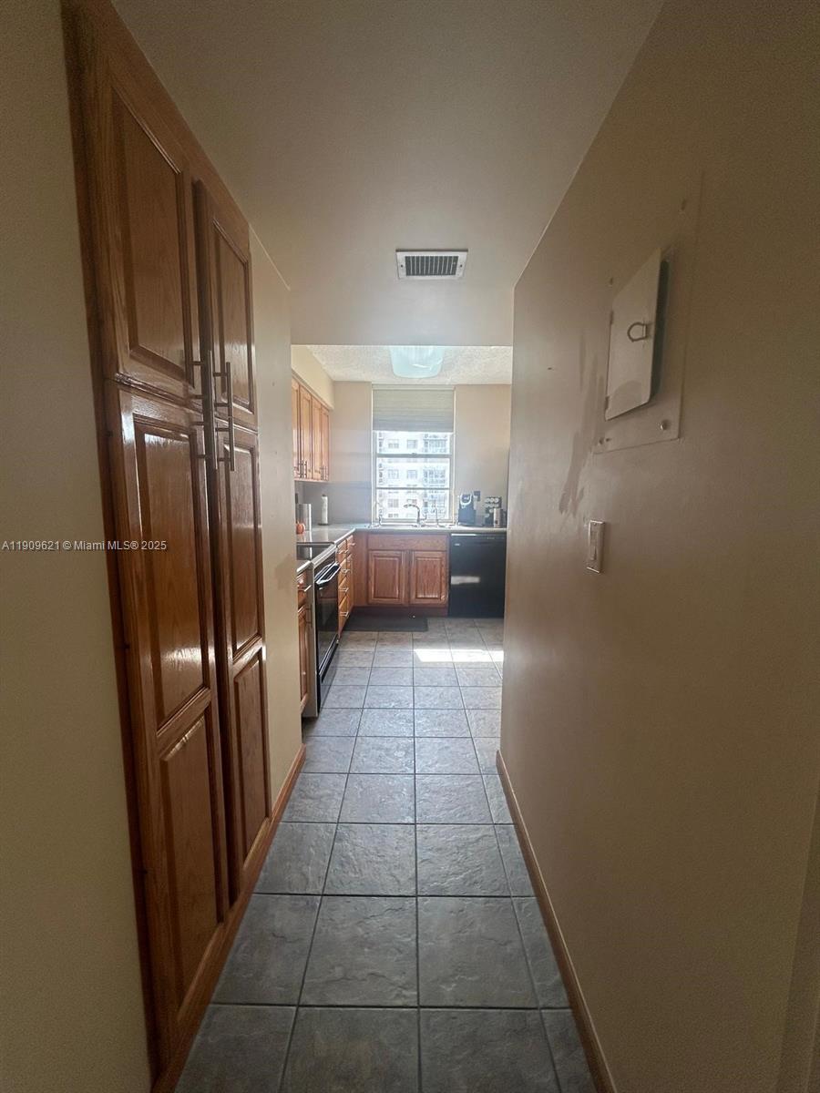 Sunny Isles Beach Condo: 251 174th Street
