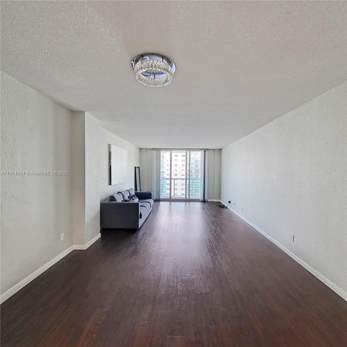Sunny Isles Beach Condo: 19380 Collins Avenue