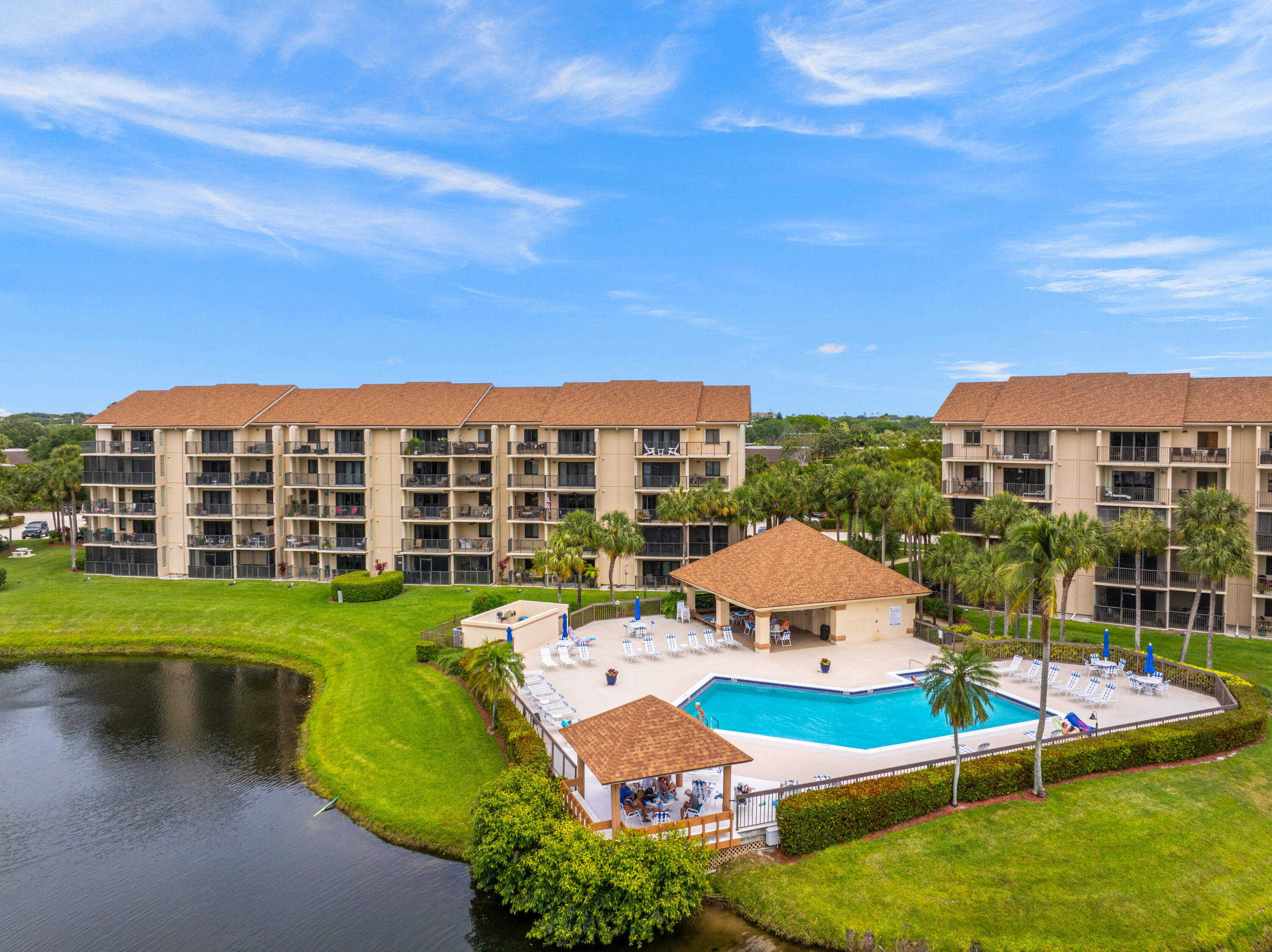Jupiter Condo: 601 Seafarer Circle
