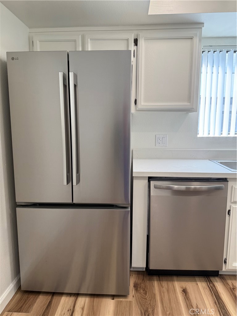 Agoura Hills Condo: 5250 Colodny Drive