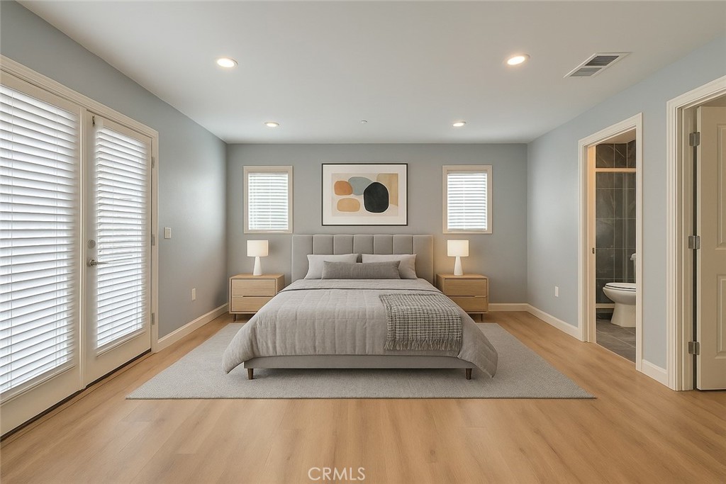 Alhambra Condo: 2108 La Paloma Avenue