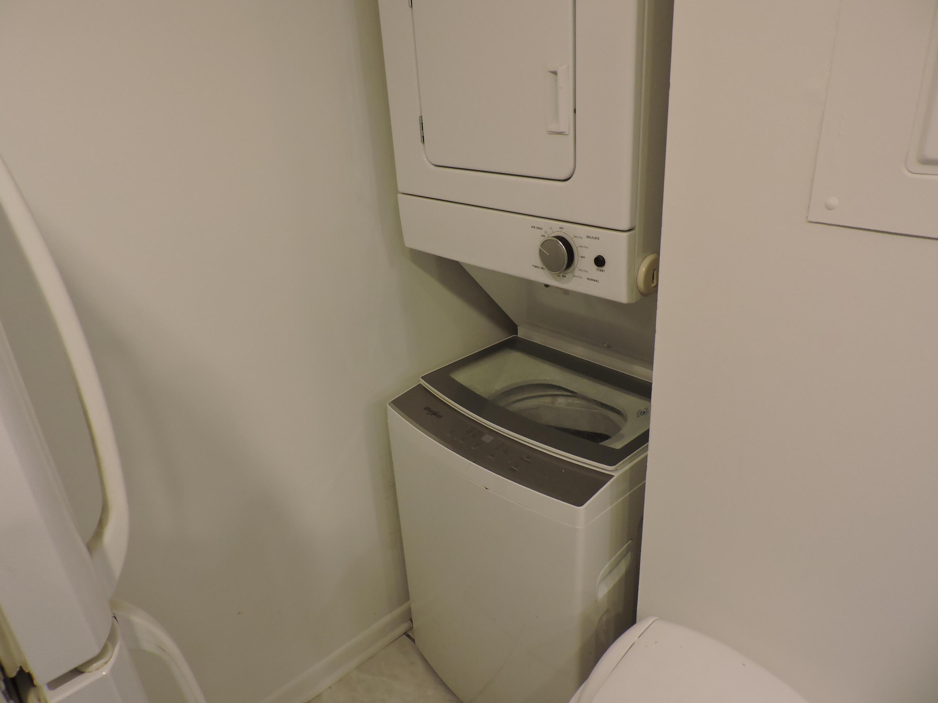 Palm Beach Gardens Condo: 3402 Gardens E Drive