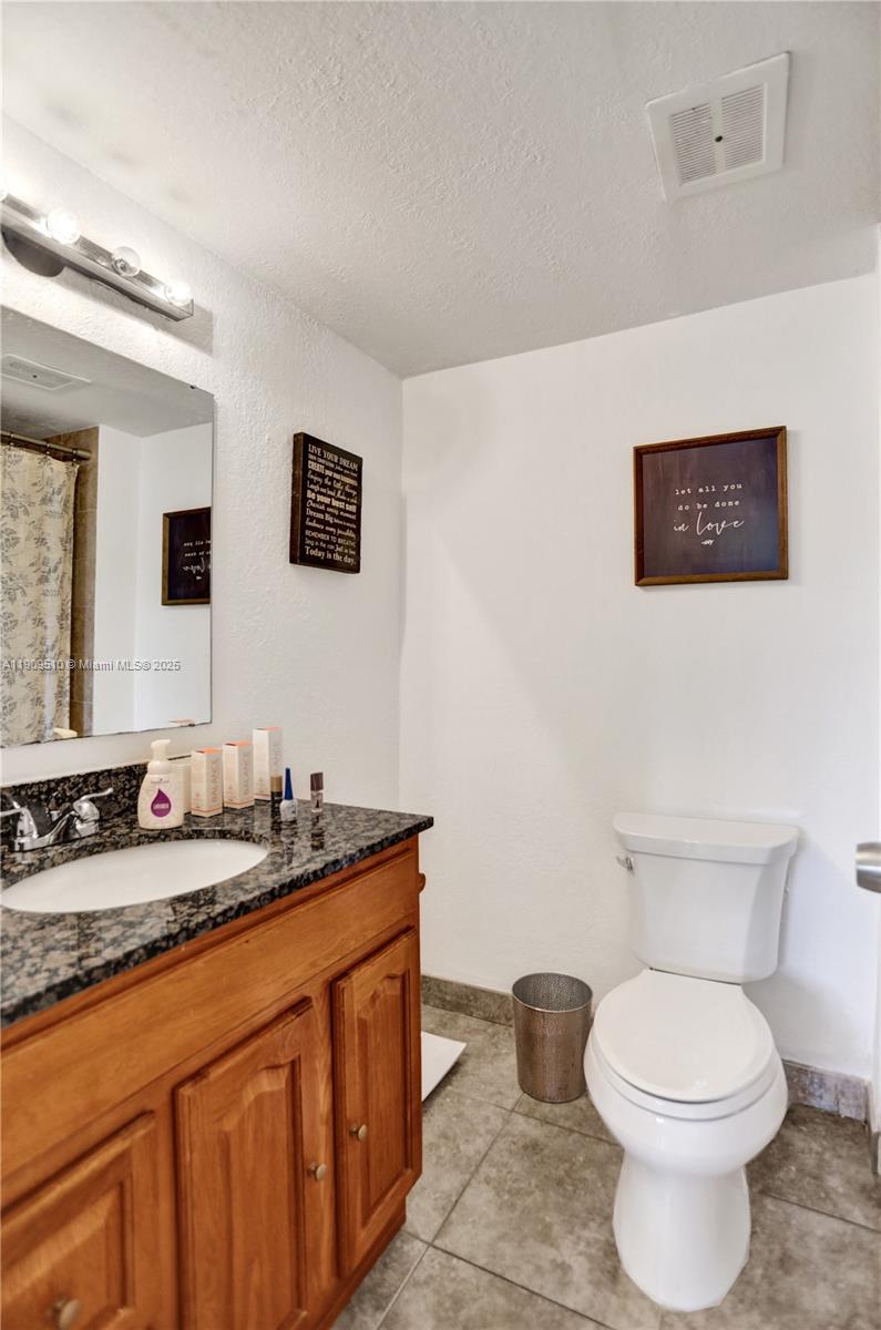 Doral Condo: 4154 Northwest 79th Avenue