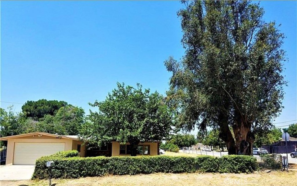 San Bernardino Condo: 4298 North H Street