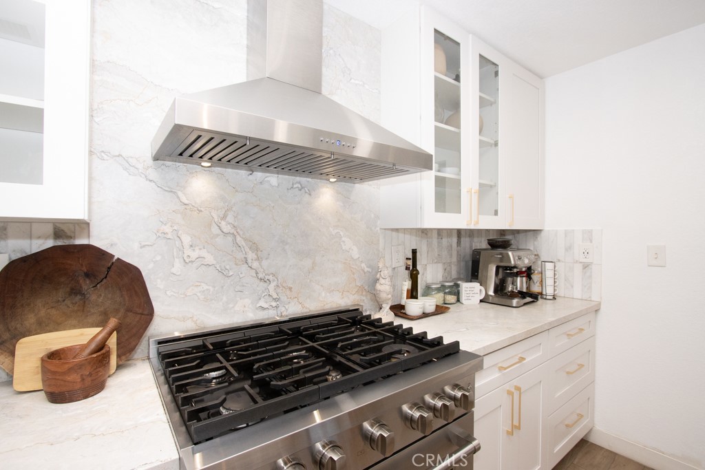 Corona Condo: 3682 Grovedale Street