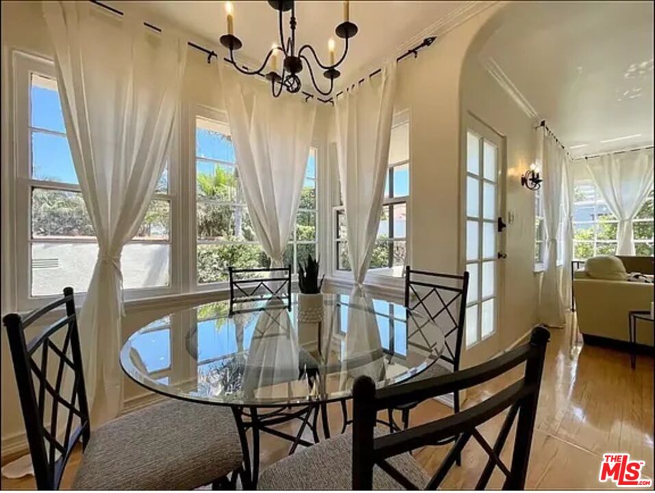 Santa Monica Condo: 1144 15th Street