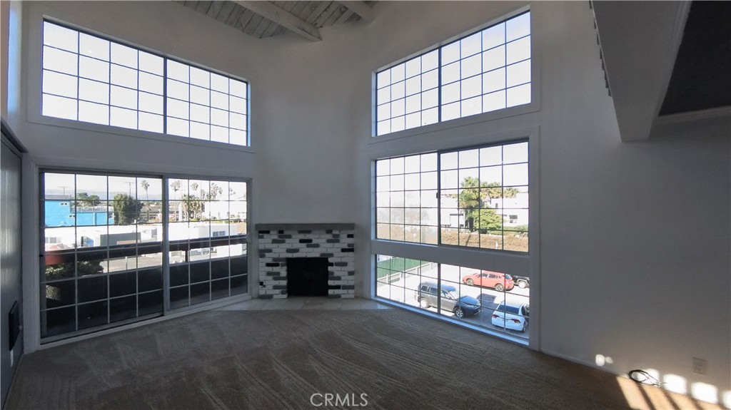 Marina del Rey Condo: 124 Buccaneer Street