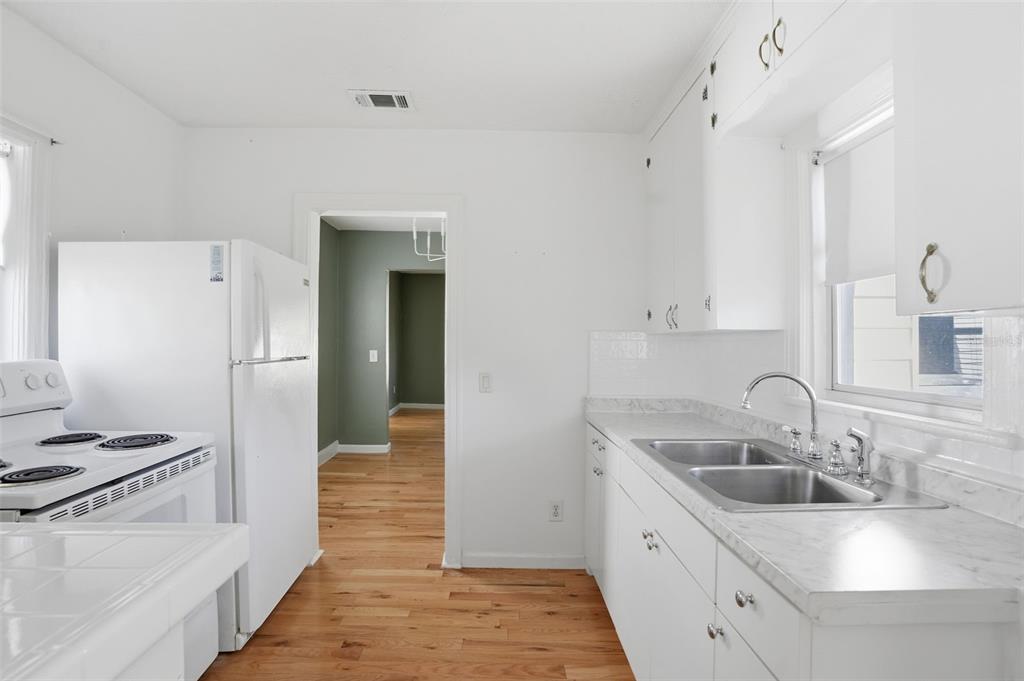 Tampa Condo: 1106 West Peninsular Street