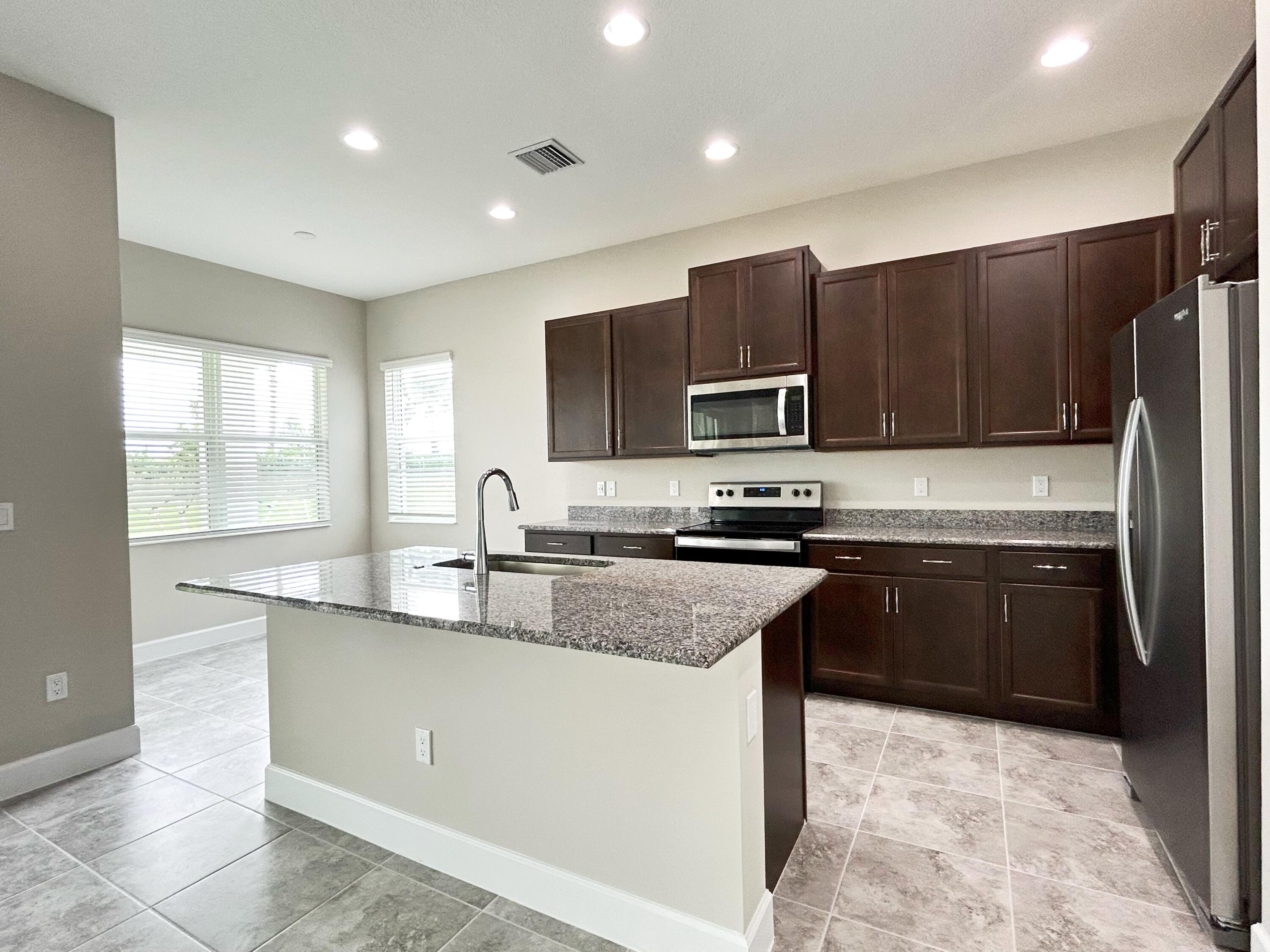 Westlake Condo: 5327 Liberty Lane