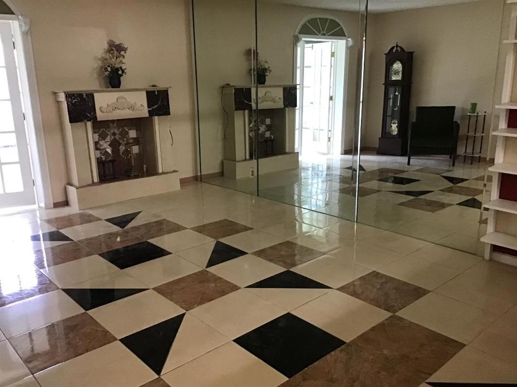 Margate Condo: 5641 Southwest 2nd Court